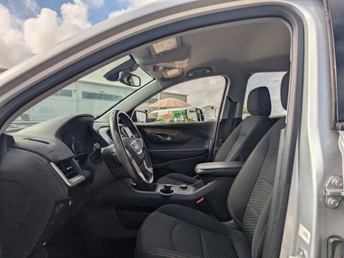 Used 2020 GMC Terrain SLE image 9