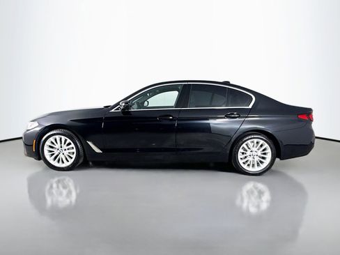 Used 2023 BMW 530i w/ Convenience Package image 4