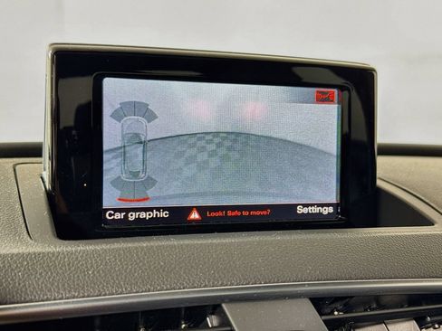 Used 2018 Audi Q3 2.0T Premium AWD/4WD image 13