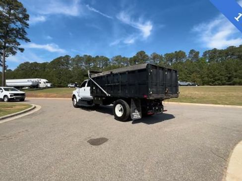 Used 2022 Ford F650 2WD Crew Cab Super Duty image 3