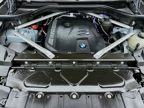 Certified 2024 BMW X5 xDrive40i w/ M Sport Package image 33