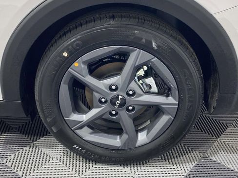 New 2026 Kia K4 LXS image 7