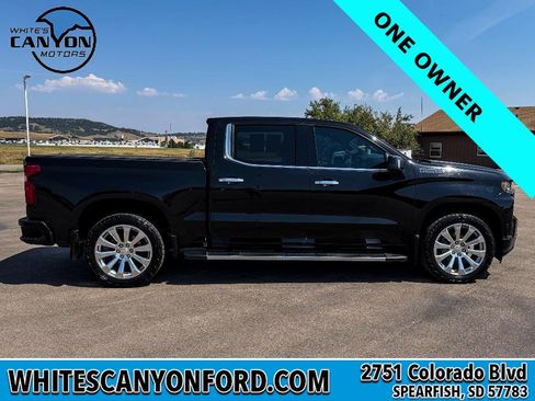Used 2021 Chevrolet Silverado 1500 High Country w/ Technology Package AWD/4WD image 13