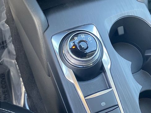 New 2026 Ford Escape SE image 28