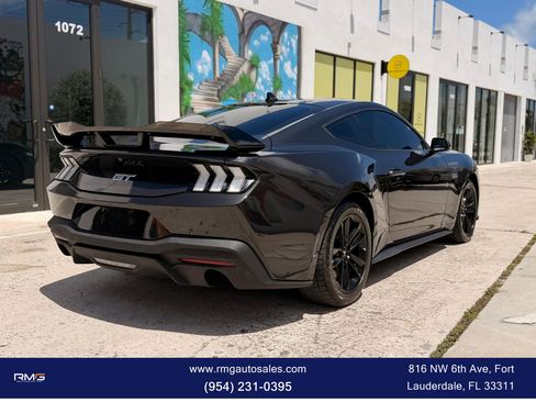 Used 2024 Ford Mustang GT RWD image 3