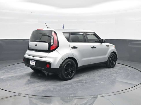 Used 2019 Kia Soul image 8