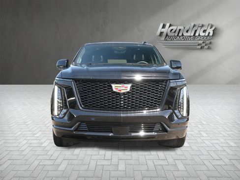 Used 2025 Cadillac Escalade Sport Platinum w/ LPO, Floor Liner Package image 5
