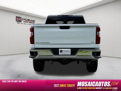 Used 2026 Chevrolet Silverado 2500 LT AWD/4WD image 6