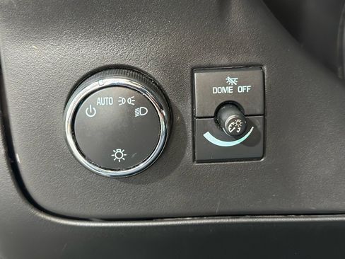 Used 2017 Chevrolet Express 2500 image 26