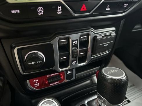 Used 2021 Jeep Gladiator Mojave image 22