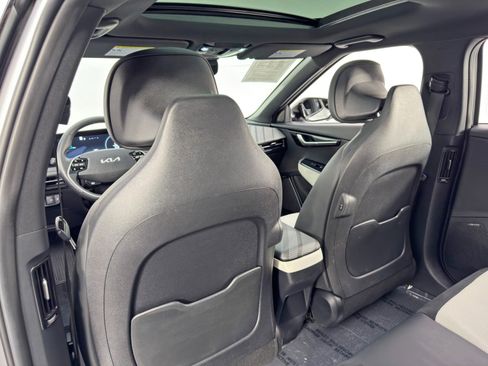 Used 2023 Kia EV6 GT-Line w/ GT-Line White Seat Package image 39