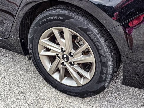 Used 2019 Kia Optima LX FWD image 8