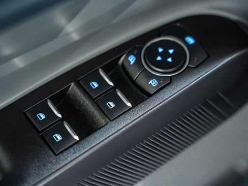 Certified 2026 Ford Maverick Lariat w/ Black Appearance Package image 45