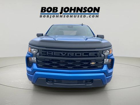 Used 2024 Chevrolet Silverado 1500 Custom image 2