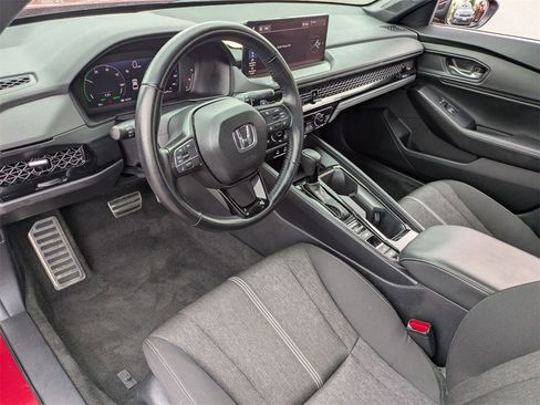 Used 2024 Honda Accord Sport image 17