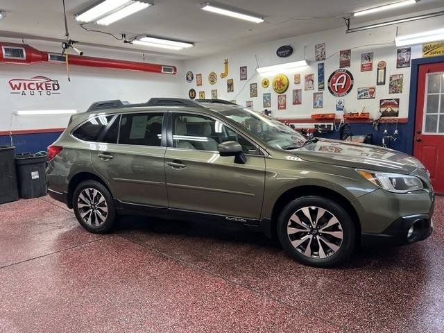 Used 2017 Subaru Outback 2.5i Limited AWD/4WD image 4