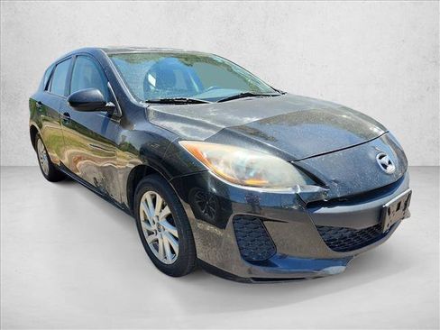 Used 2013 MAZDA MAZDA3 i Touring w/ Preferred Equipment Pkg FWD image 3