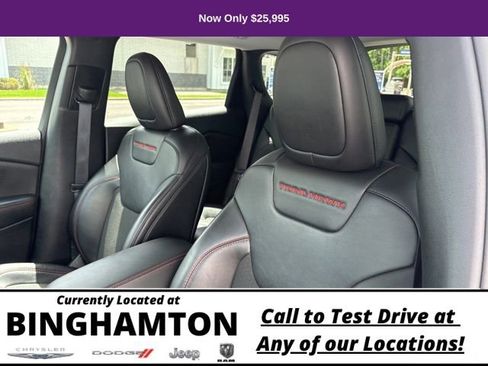 Used 2022 Jeep Cherokee Trailhawk image 19