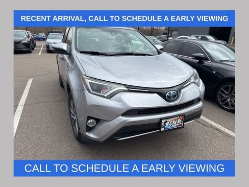 Used 2018 Toyota RAV4 XLE w/ Convenience Package image 1