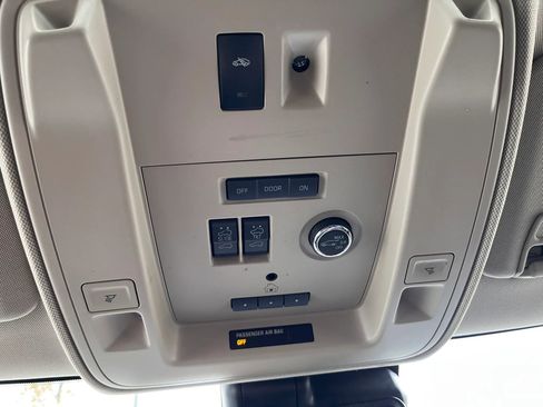 Used 2020 GMC Yukon Denali w/ Denali Ultimate Package image 37