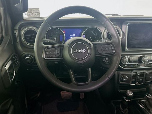 Used 2023 Jeep Wrangler Unlimited w/ 8.4" Radio Group AWD/4WD image 17