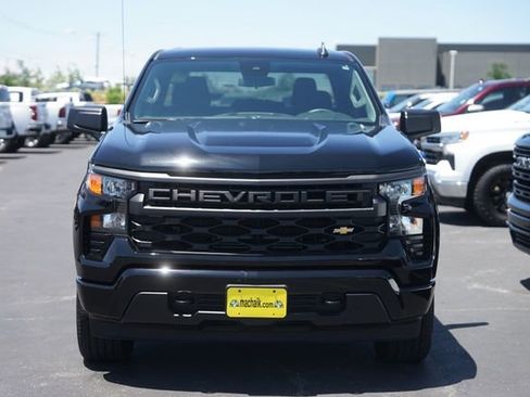 Used 2025 Chevrolet Silverado 1500 Custom AWD/4WD image 3