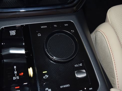 New 2026 BMW X3 xDrive30 w/ Premium Package image 14