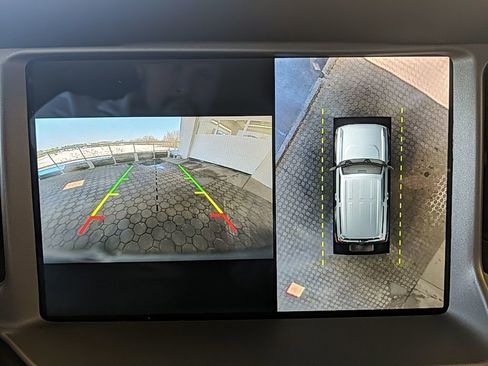 Used 2025 Ford Bronco Outer Banks image 19