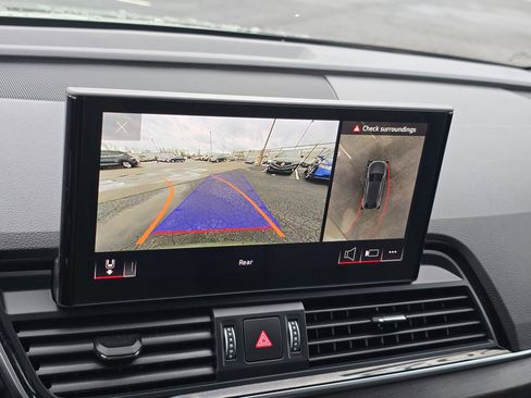 Used 2023 Audi Q5 2.0T Premium Plus w/ Premium Plus Package image 12