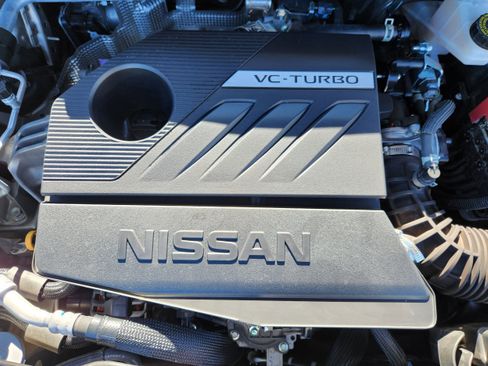 Used 2023 Nissan Rogue Platinum w/ Platinum Premium Package image 16