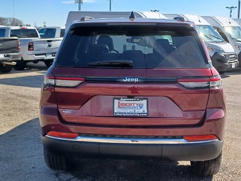 Used 2022 Jeep Grand Cherokee Limited 4xe AWD/4WD image 12