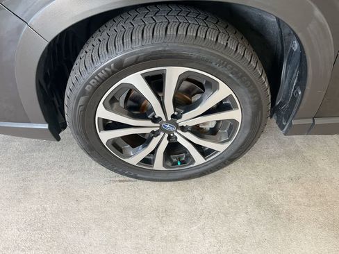 Used 2019 Subaru Forester Limited image 10