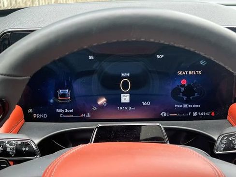 Used 2025 Lincoln Aviator Reserve w/ Equipment Group 201A image 24