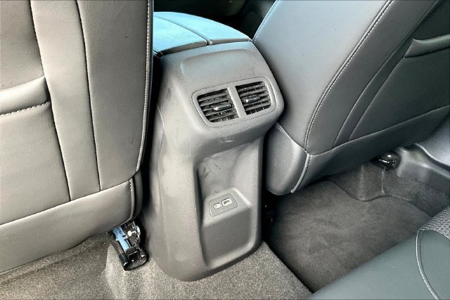 Used 2023 Buick Envision Preferred w/ Sport Touring Package AWD/4WD image 10