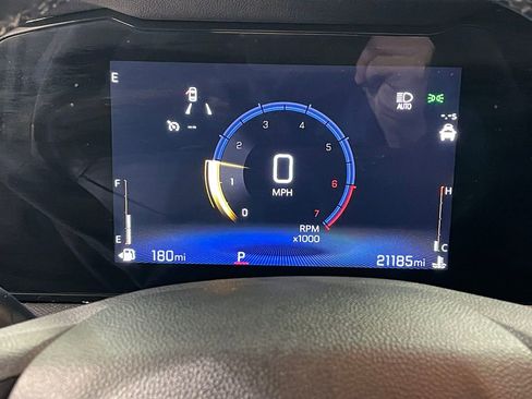 Used 2025 Chevrolet TrailBlazer LT w/ Convenience Package FWD image 30