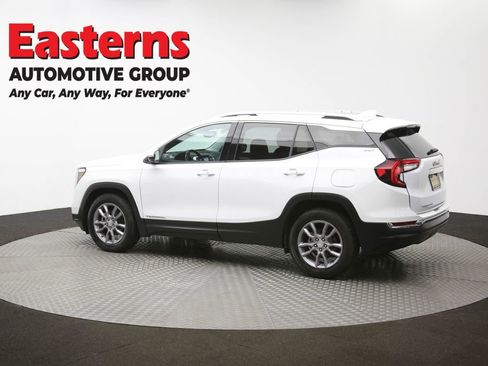 Used 2023 GMC Terrain SLT image 64