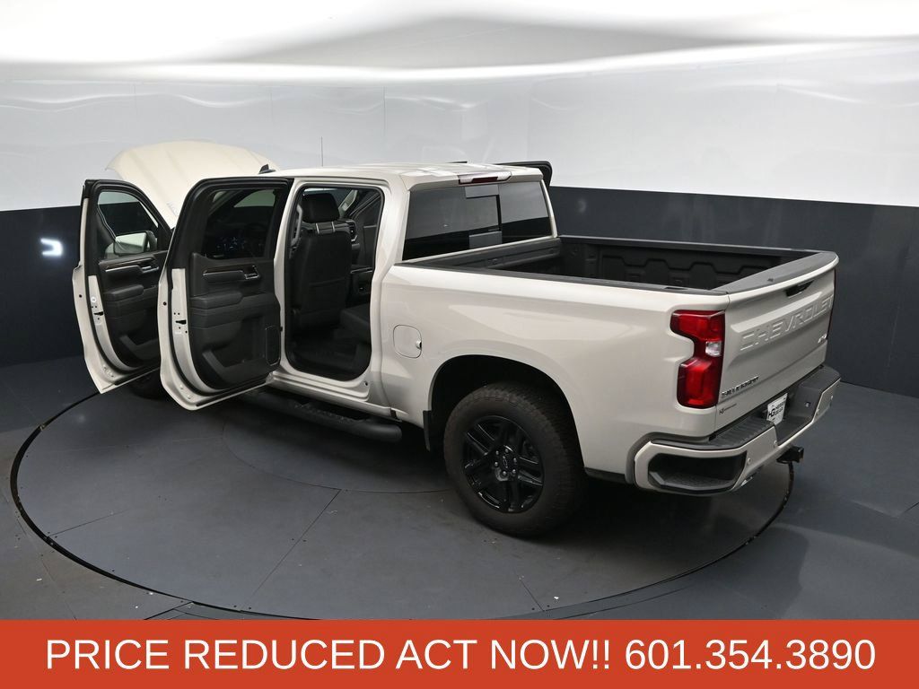 Used 2026 Chevrolet Silverado 1500 RST w/ All Star Edition Plus AWD/4WD image 2