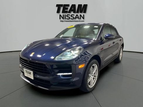 Used 2021 Porsche Macan AWD/4WD image 3