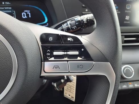 New 2026 Hyundai Elantra SE FWD image 28