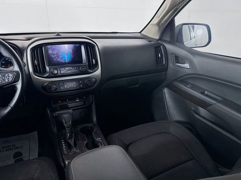 Used 2017 GMC Canyon SLE w/ SLE Convenience Package image 24