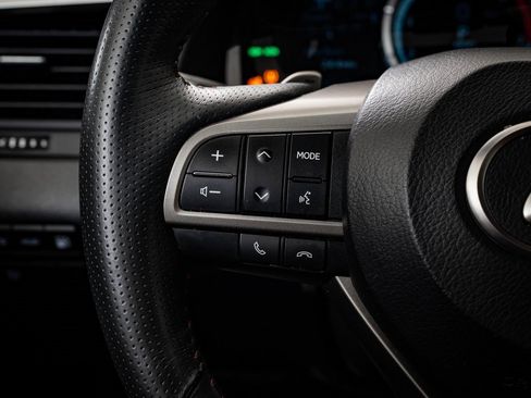 Used 2017 Lexus RX 450h AWD image 31