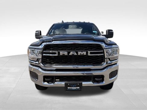 Used 2023 RAM 3500 Tradesman w/ Chrome Appearance Group AWD/4WD image 32