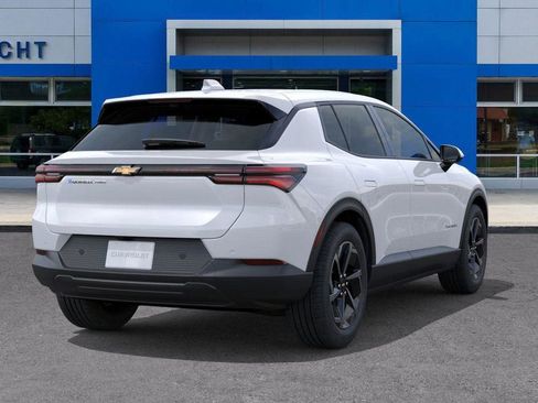New 2026 Chevrolet Equinox EV LT image 4