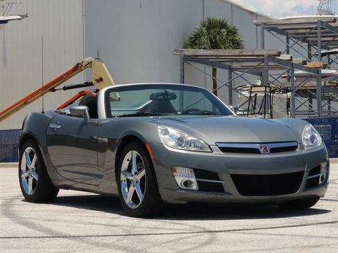 Used 2007 Saturn Sky RWD image 7