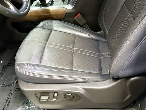 Used 2024 Chevrolet Silverado 1500 High Country w/ Technology Package image 20