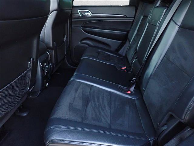 Used 2019 Jeep Grand Cherokee Altitude AWD/4WD image 7
