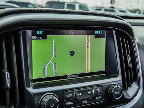 Used 2018 Chevrolet Colorado ZR2 w/ ZR2 Dusk Special Edition image 34