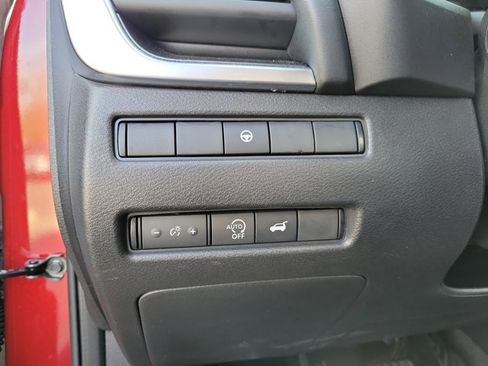 Used 2023 Nissan Rogue SV w/ SV Premium B Package image 21