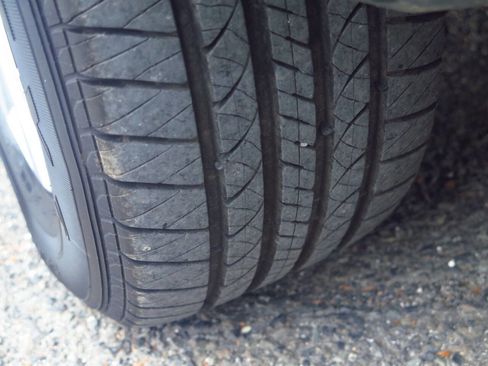 Used 2010 MAZDA CX-9 Touring w/ Moonroof & Bose Audio Pkg image 28