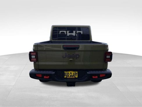 New 2026 Jeep Gladiator Rubicon w/ Steel Bumper Group AWD/4WD image 4